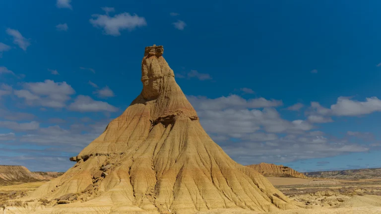 Castildetierra, cheminée de fée emblématique des Bardenas Reales